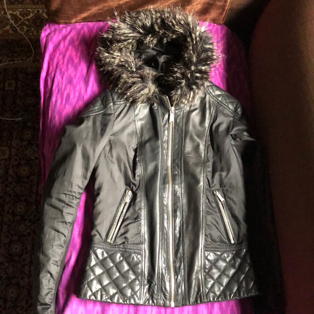 🌞Barneys NewYork Lightweight Quilted Jacket!